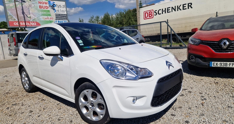 Citroen C3 cena 23900 przebieg: 115000, rok produkcji 2011 z Sulechów małe 137